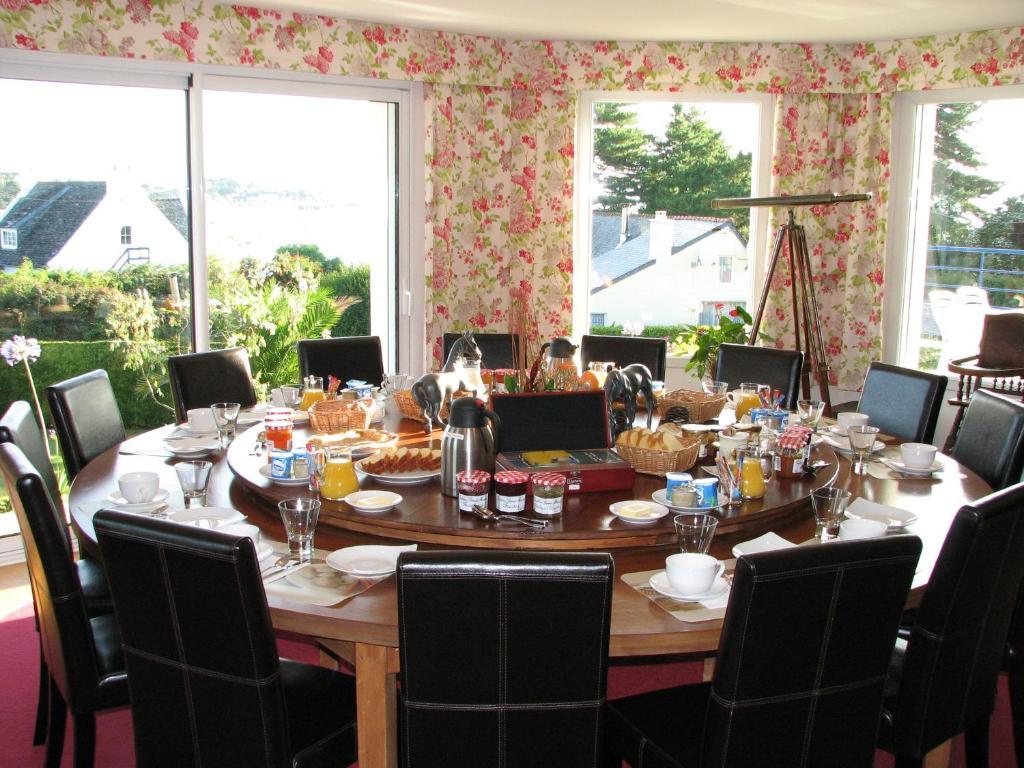 Bed and Breakfast L'Escale Evel Er Ger Локирк Экстерьер фото